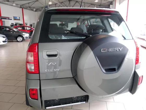 Купить Chery Tiggo FL 1600 см3 МКПП (126 л.с.) Бензин инжектор в Краснодар: цвет Серый Внедорожник 2013 года по цене 571900 рублей, объявление №1729 на сайте Авторынок23