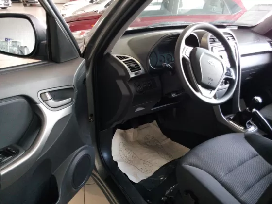 Купить Chery Tiggo FL 1600 см3 МКПП (126 л.с.) Бензин инжектор в Краснодар: цвет Серый Внедорожник 2013 года по цене 571900 рублей, объявление №1729 на сайте Авторынок23