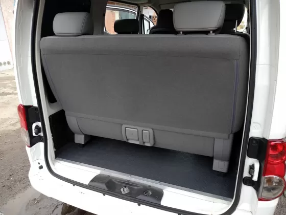 Купить Nissan nv200 1600 см3 АКПП (109 л.с.) Бензин инжектор в Краснодар: цвет белый Микроавтобус 2015 года по цене 680000 рублей, объявление №15584 на сайте Авторынок23