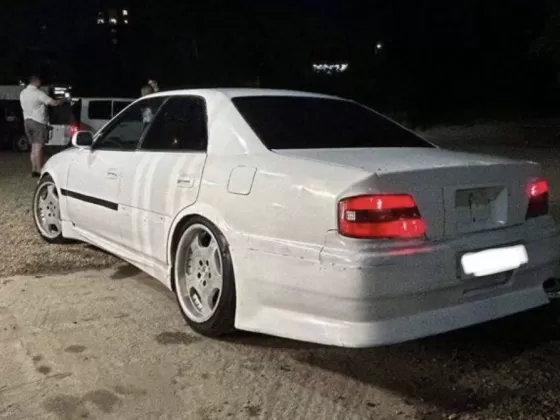 Купить Toyota Chaser 2000 см3 АКПП (131 л.с.) Бензин инжектор в Петровская: цвет Белый Седан 1998 года по цене 360000 рублей, объявление №26788 на сайте Авторынок23