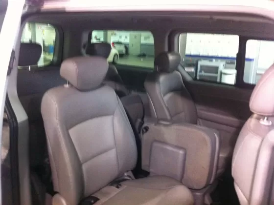 Купить Hyundai Grand Starex 2500 см3 АКПП (175 л.с.) Дизельный в Краснодар: цвет серебро Микроавтобус 2009 года по цене 800000 рублей, объявление №9354 на сайте Авторынок23