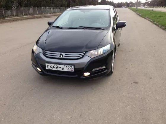 Купить Honda Insight 1300 см3 CVT (88 л.с.) Гибридный бензиновый в Краснодар: цвет Черный Комби 2009 года по цене 530000 рублей, объявление №13162 на сайте Авторынок23