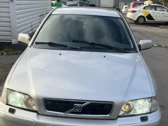 Купить Volvo S 40 1800 см3 АКПП (122 л.с.) Бензин инжектор в Воронежская: цвет серый Седан 2004 года по цене 377000 рублей, объявление №27265 на сайте Авторынок23