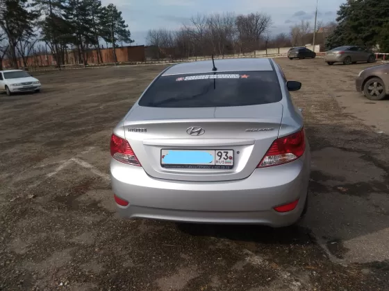 Купить Hyundai Solaris 1600 см3 АКПП (123 л.с.) Бензин инжектор в Краснодар: цвет Серебристый Седан 2011 года по цене 450000 рублей, объявление №12937 на сайте Авторынок23