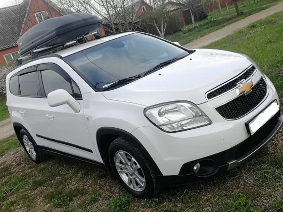 Купить Chevrolet Orlando 1796 см3 АКПП (141 л.с.) Бензин инжектор в Краснодар: цвет белый Минивэн 2012 года по цене 590000 рублей, объявление №19040 на сайте Авторынок23