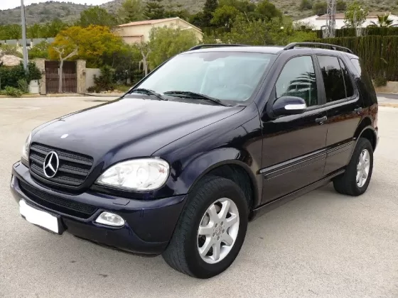 Купить Mercedes-Benz ML 270 CDI 4MATIC 2685 см3 АКПП (163 л.с.) Дизель турбонаддув в сочи: цвет черный Внедорожник 2001 года по цене 420000 рублей, объявление №19708 на сайте Авторынок23