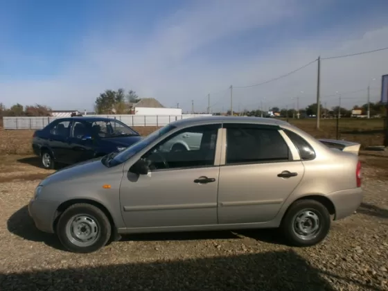 Купить ВАЗ (LADA) Kalina 1600 см3 МКПП (81 л.с.) Бензин инжектор в Усть-Лабинск: цвет серебро Седан 2006 года по цене 185000 рублей, объявление №5278 на сайте Авторынок23
