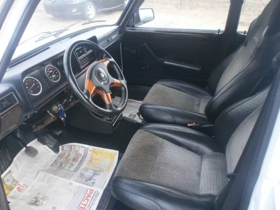 Купить ВАЗ (LADA) 21074 1600 см3 МКПП (74 л.с.) Бензин инжектор в ст. Воронежская: цвет белый Седан 2006 года по цене 125000 рублей, объявление №3372 на сайте Авторынок23