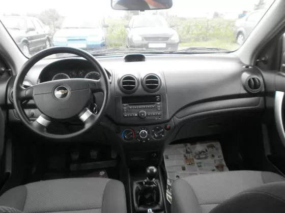 Купить Chevrolet Aveo 1400 см3 МКПП (101 л.с.) Бензин инжектор в Усть-Лабинск: цвет Серый Седан 2010 года по цене 335000 рублей, объявление №1609 на сайте Авторынок23