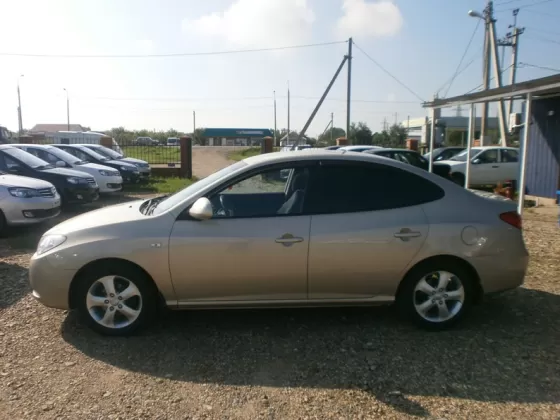 Купить Hyundai Elantra 1600 см3 АКПП (122 л.с.) Бензин инжектор в Усть-Лабинск: цвет Золотой Седан 2008 года по цене 450000 рублей, объявление №1606 на сайте Авторынок23