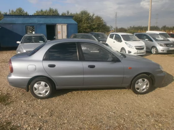 Купить Chevrolet Lanos 1500 см3 МКПП (86 л.с.) Бензин инжектор в ст. Воронежская: цвет серебро Седан 2007 года по цене 215000 рублей, объявление №2134 на сайте Авторынок23