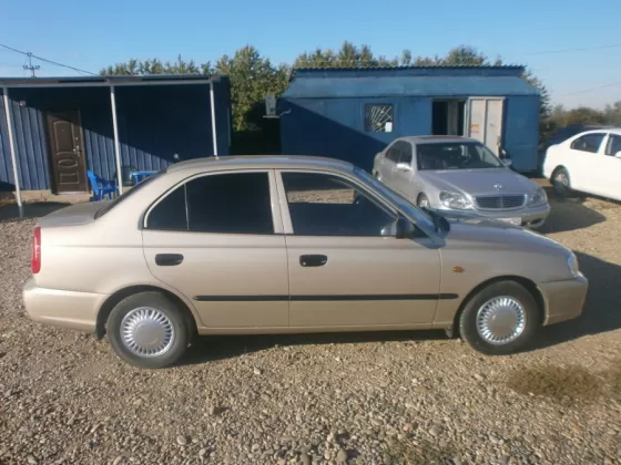 Купить Hyundai Accent 1500 см3 МКПП (102 л.с.) Бензин инжектор в Усть-Лабинск: цвет серебро Седан 2006 года по цене 255000 рублей, объявление №2197 на сайте Авторынок23