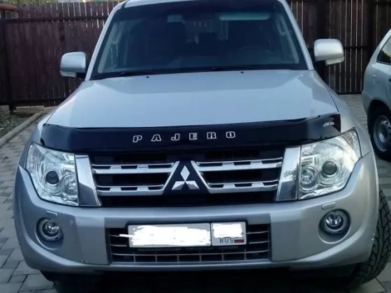 Купить Mitsubishi Pajero 4WD 3000 см3 АКПП (178 л.с.) Бензин инжектор в Краснодар: цвет серебристый Внедорожник 2012 года по цене 1490000 рублей, объявление №13158 на сайте Авторынок23