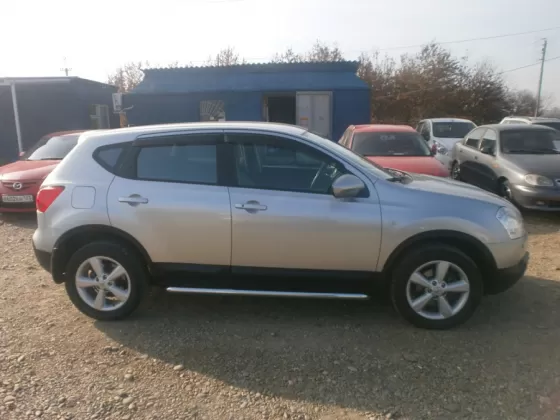 Купить Nissan Qashqai 2000 см3 АКПП (141 л.с.) Бензин инжектор в Усть-Лабинск: цвет серебро Кроссовер 2008 года по цене 590000 рублей, объявление №2754 на сайте Авторынок23