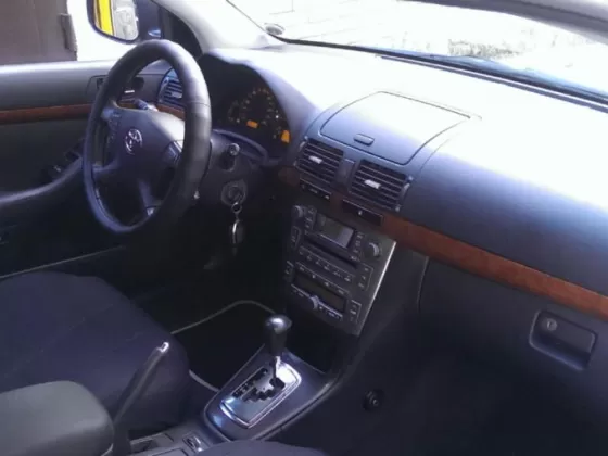Купить Toyota Avensis 2000 см3 АКПП (147 л.с.) Бензин инжектор в Новороссийск: цвет металик Седан 2006 года по цене 540000 рублей, объявление №617 на сайте Авторынок23