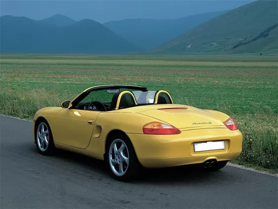 Купить Porsche Boxster 2480 см3 МКПП (204 л.с.) Бензин компрессор в Сочи: цвет желтый Кабриолет 1998 года по цене 910000 рублей, объявление №19246 на сайте Авторынок23