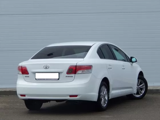 Купить Toyota Avensis 1800 см3 АКПП (147 л.с.) Бензин инжектор в Краснодар: цвет белый Седан 2009 года по цене 720000 рублей, объявление №4357 на сайте Авторынок23