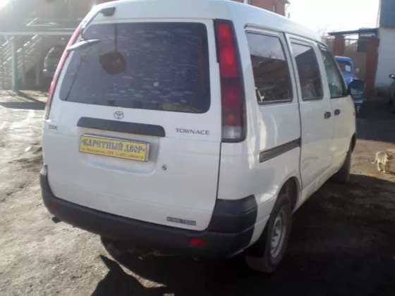 Купить Toyota Town Ace 2000 см3 МКПП (73 л.с.) Дизель в Краснодар: цвет белый Минивэн 1998 года по цене 170000 рублей, объявление №897 на сайте Авторынок23