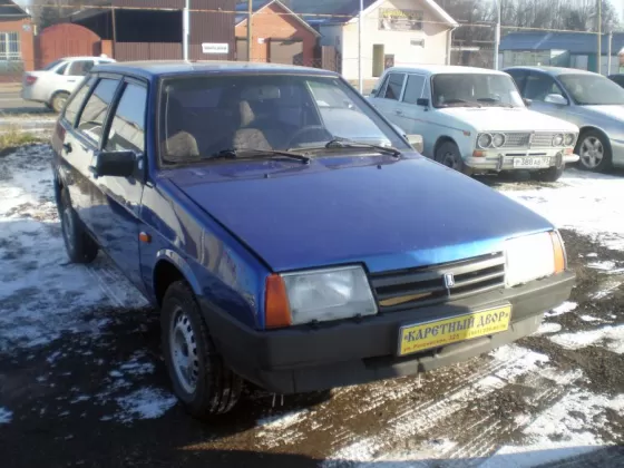 Купить ВАЗ (LADA) 21093 1500 см3 МКПП (78 л.с.) Бензин инжектор в Краснодар: цвет ярко-синий Хетчбэк 2002 года по цене 110000 рублей, объявление №654 на сайте Авторынок23