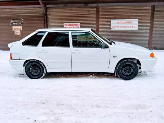 Купить ВАЗ (LADA) 2114 1500 см3 МКПП (77 л.с.) Бензин инжектор в Краснодар: цвет белый Хетчбэк 2012 года по цене 180000 рублей, объявление №21034 на сайте Авторынок23