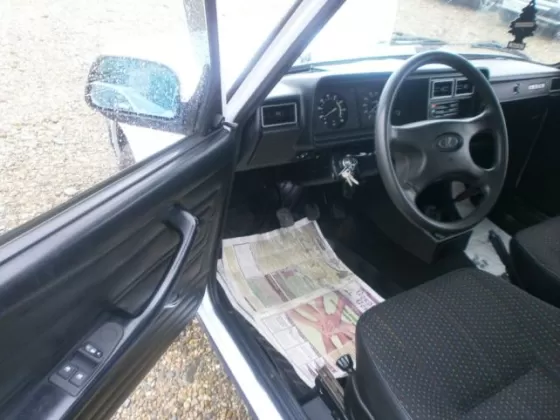 Купить ВАЗ (LADA) 2107 1600 см3 МКПП (74 л.с.) Бензин инжектор в Усть-Лабинск: цвет белый Седан 2014 года по цене 127000 рублей, объявление №4244 на сайте Авторынок23