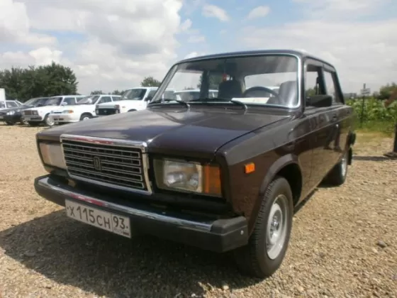 Купить ВАЗ (LADA) 2107 1600 см3 МКПП (72 л.с.) Бензин инжектор в Усть-Лабинск: цвет коричневый Седан 2009 года по цене 135000 рублей, объявление №4363 на сайте Авторынок23