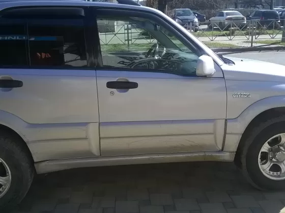 Купить Suzuki Grand Vitara 2500 см3 АКПП (144 л.с.) Бензин инжектор в Краснодар: цвет серебро Внедорожник 1999 года по цене 300000 рублей, объявление №14832 на сайте Авторынок23