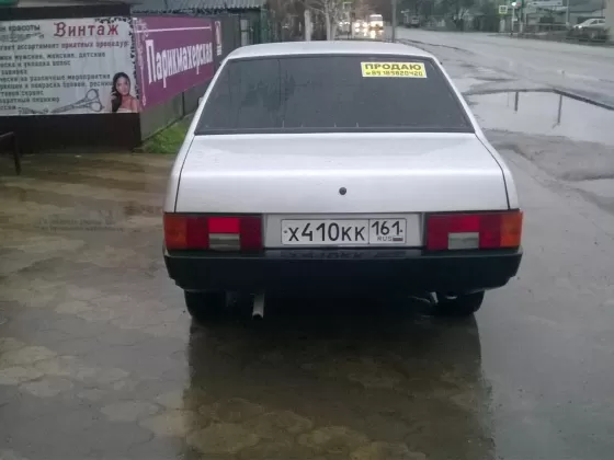 Купить ВАЗ (LADA) 21099 1500 см3 МКПП (78 л.с.) Бензин инжектор в Мостовской: цвет серебро Седан 2003 года по цене 100000 рублей, объявление №15085 на сайте Авторынок23