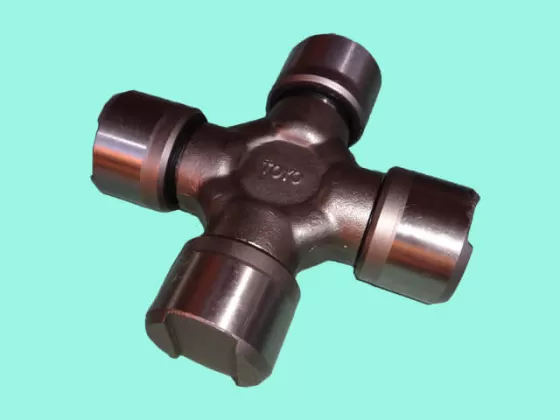 Крестовина Isuzu 10-15 t, Isuzu Giga 145,00 x 47,98. Распродажа! До -100%! Краснодар