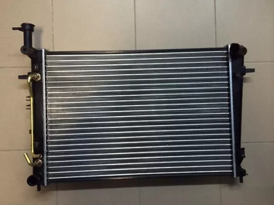 Радиатор охлаждение Hyundai H-100 Porter Краснодар