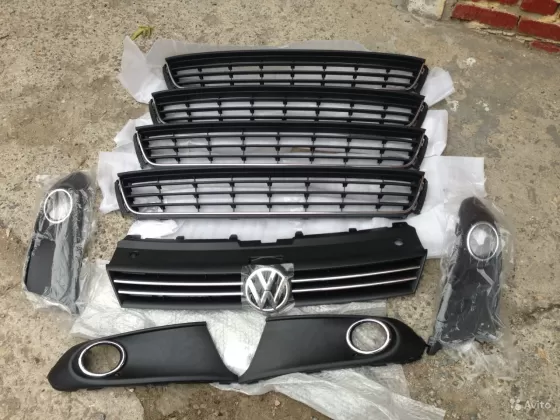 Решетка радиатора с эмблемой Volkswagen Polo верхняя и нижняя Краснодар