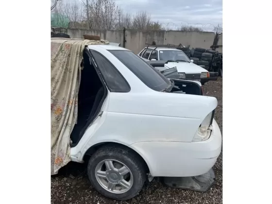 Задняя часть кузова Лада Приора цвет белый Краснодар