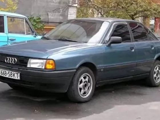 Стекло лобовое AUDI 80 4D LIM / AVANT`88-92 Краснодар