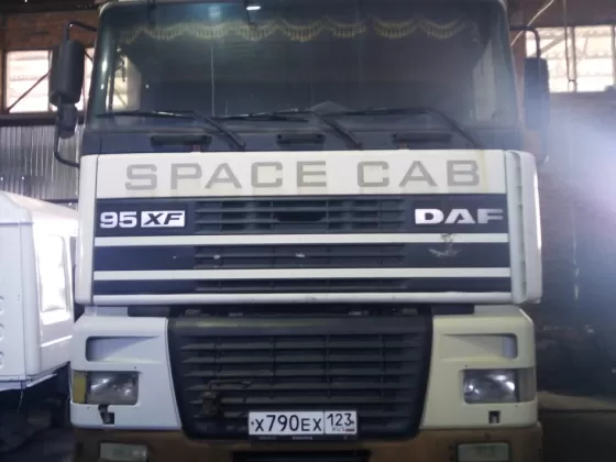 Запчасти DAF XF95 Евро 2 2001 авто в разборе Новотитаровская