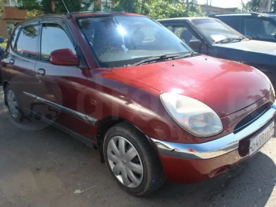 Стекло лобовое DAIHATSU STORIA / SIRION M100 5D 1998\\ TOYOTA DUET Краснодар