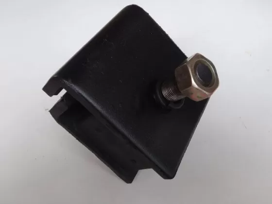 Подушки двигателя 10PC1, 10PD1 ISUZU GIGA Краснодар