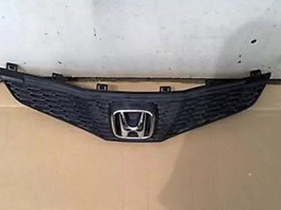 Решетка радиатора 71121SELT11 HONDA FIT ARIA 2004-2009 Краснодар