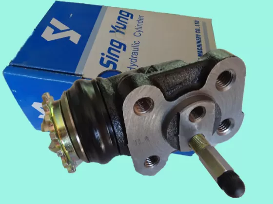 Тормозной цилиндр Митсубиси Фусо 1-3-8, F.LH.A, MC832585, MC812781,Sing Yung Краснодар