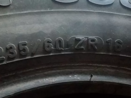 Летние покрышки Pirelli 235/60/R16