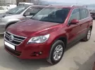 Купить Volkswagen Tiguan 2000 см3 АКПП (170 л.с.) Бензиновый в Новороссийск: цвет красный Внедорожник 2010 года по цене 850000 рублей, объявление №1107 на сайте Авторынок23