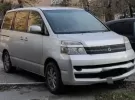 Купить Toyota Voxy 2000 см3 CVT (152 л.с.) Бензин инжектор в Апшеронск: цвет Серебристый Минивэн 2003 года по цене 550000 рублей, объявление №22780 на сайте Авторынок23