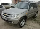 Купить Chevrolet Niva 1700 см3 МКПП (80 л.с.) Бензиновый в Новороссийск: цвет серый Внедорожник 2010 года по цене 420000 рублей, объявление №374 на сайте Авторынок23