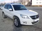 Купить Volkswagen Tiguan, 4WD 2000 см3 АКПП (170 л.с.) Бензин инжектор в Новороссийск: цвет белый Внедорожник 2010 года по цене 950000 рублей, объявление №3128 на сайте Авторынок23