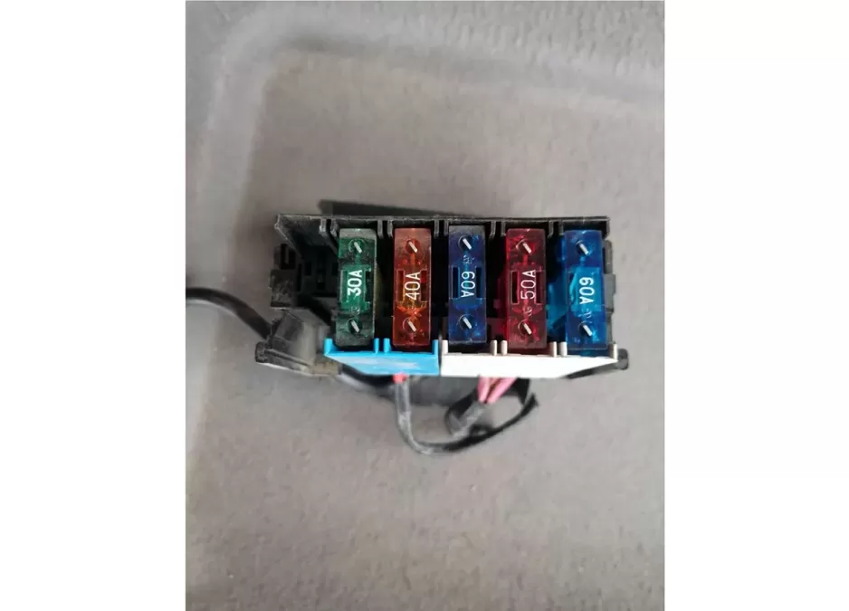 Лада Приора Блок Предохранителей