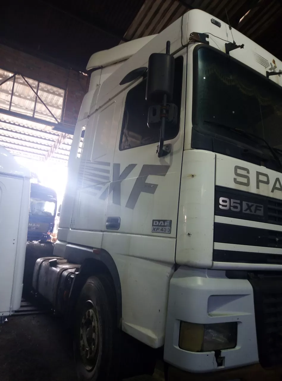 Купить Запчасти DAF XF95 Евро 2 2001 авто в разборе г. Новотитаровская по  цене 100.00 руб., Запчасти объявление №16728 на сайте Авторынок23.