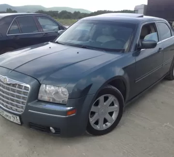 Купить Chrysler 300c 3500 см3 АКПП (250 л.с.) Бензин инжектор в Новороссийск: цвет серо-голубой Седан 2004 года по цене 550000 рублей, объявление №1352 на сайте Авторынок23 Купить Chrysler 300c 3500 см3 АКПП (250 л.с.) Бензин инжектор в Новороссийск: цвет серо-голубой Седан 2004 года по цене 550000 рублей, объявление №1352 на сайте Авторынок23