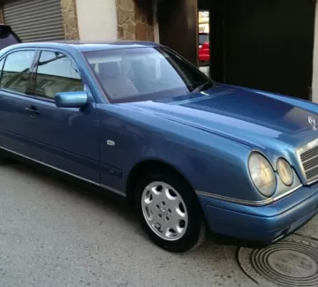 Купить Mercedes-Benz E 200 2000 см3 АКПП (136 л.с.) Бензин инжектор в Новороссийск: цвет голубой металик Седан 1997 года по цене 325000 рублей, объявление №1128 на сайте Авторынок23 Купить Mercedes-Benz E 200 2000 см3 АКПП (136 л.с.) Бензин инжектор в Новороссийск: цвет голубой металик Седан 1997 года по цене 325000 рублей, объявление №1128 на сайте Авторынок23