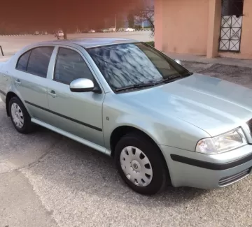 Купить Skoda Octavia II 1400 см3 МКПП (80 л.с.) Бензин инжектор в Новороссийск: цвет серебро Седан 2010 года по цене 415000 рублей, объявление №2262 на сайте Авторынок23 Купить Skoda Octavia II 1400 см3 МКПП (80 л.с.) Бензин инжектор в Новороссийск: цвет серебро Седан 2010 года по цене 415000 рублей, объявление №2262 на сайте Авторынок23