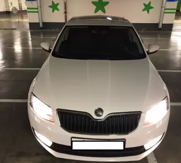 Купить Skoda Oktavia (лифтбек) 1400 см3 DSG (140 л.с.) Бензин турбонаддув в Сочи: цвет белый Седан 2013 года по цене 610000 рублей, объявление №14815 на сайте Авторынок23 Купить Skoda Oktavia (лифтбек) 1400 см3 DSG (140 л.с.) Бензин турбонаддув в Сочи: цвет белый Седан 2013 года по цене 610000 рублей, объявление №14815 на сайте Авторынок23
