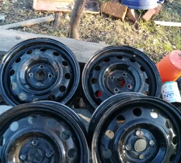 Штампованные диски R 15 Штампованные диски R 15